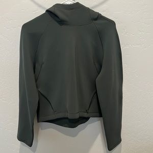 Lululemon sweatshirt